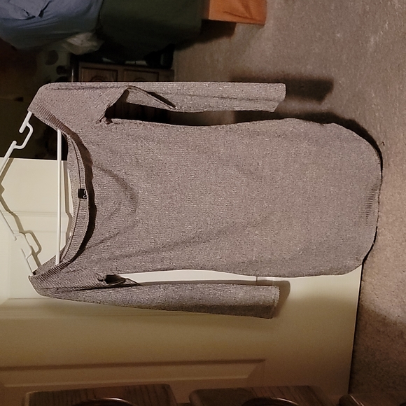 Off the shoulders Dress - Picture 2 of 5